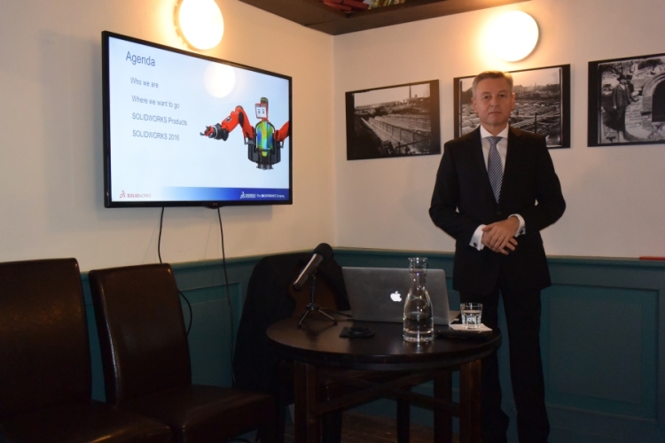 Statistické údaje a novinky v SolidWorksu 2016 prezentoval Uwe Burk na setkání novinářů ve Staré čističce odpadních vod v Praze