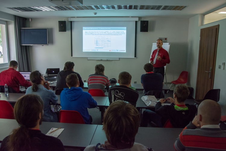 Jak efektivně programovat v SolidCAMu poradil Ivan Cimr. Foto: Miroslav Vyhnalík