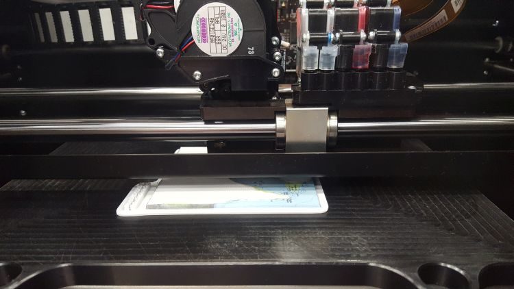 Společnost Rize uvedla zajímavou FDM 3D tiskárnou s možností tisku textury v plných barvách.